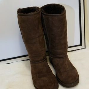 UGG Shoes - Women's UGG UGG Shoes - Women's UGG